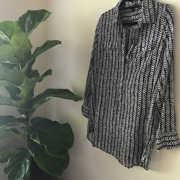 Jcrew Lightweight  Herringbone Blouse - Picture 2 of 5